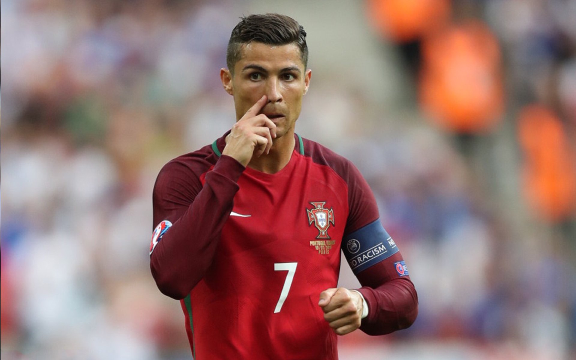 关于多特蒙德主帅放话：巴黎大师赛四强战必胜上海海港，德布劳内冷笑回应的信息